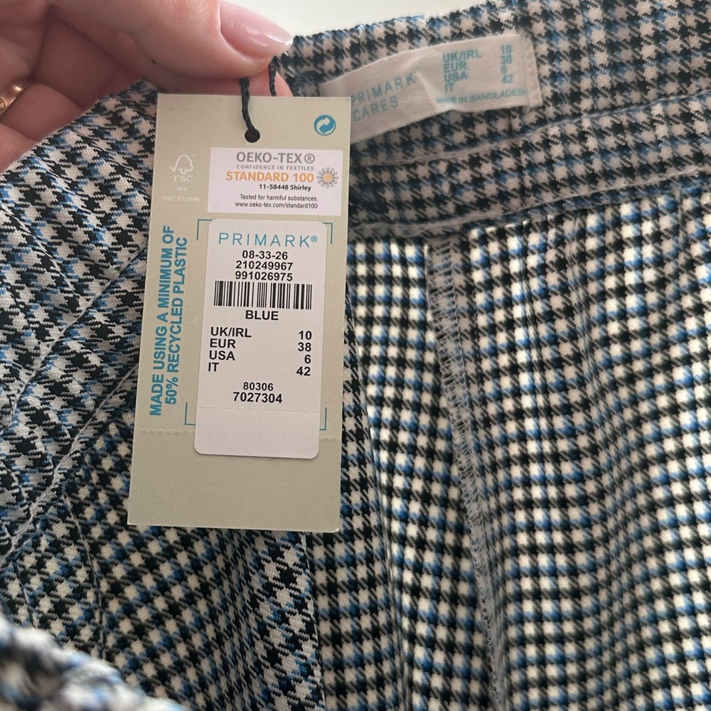 Houndstooth Pattern Slacks With Pockets - Picture 12 of 13